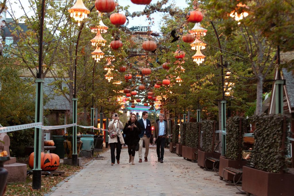 Guests arriving at a private viewing for Lockton Insurance in Tivoli Gardens - Tivoli Gardens Copenhagan - The Wentworth Collective Event Management